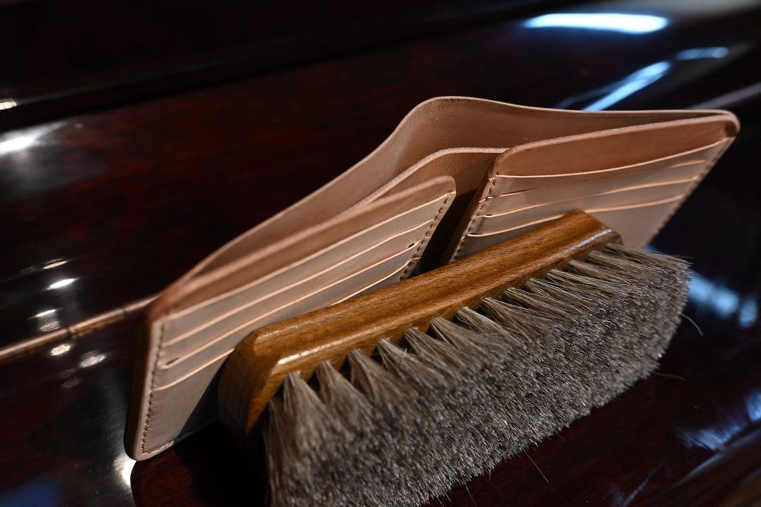 コードバン　二つ折り財布　レーデルオガワ