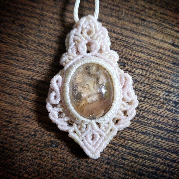 ふわふわインクルージョン「ガーデンクォーツ 」マクラメ編みネックレス