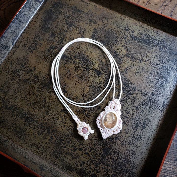 ふわふわインクルージョン「ガーデンクォーツ 」マクラメ編みネックレス