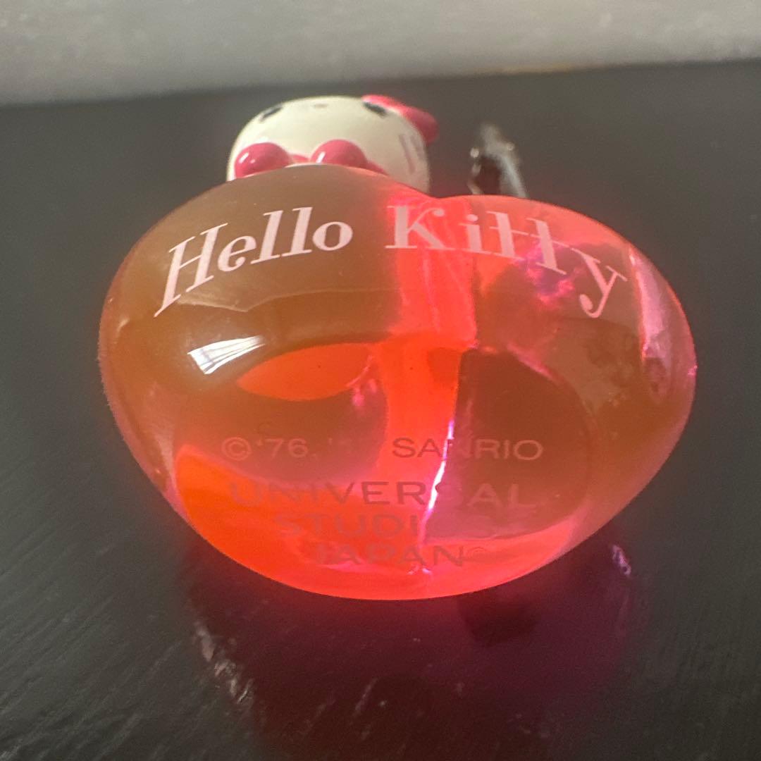 USJ限定 キティ ハート型メモスタンド - メルカリ