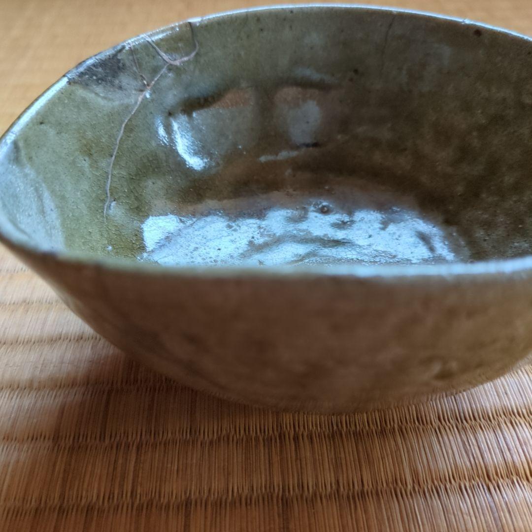 キャロライン洋子さま専用 緑色の丸型陶器の器 青唐津茶碗 古唐津