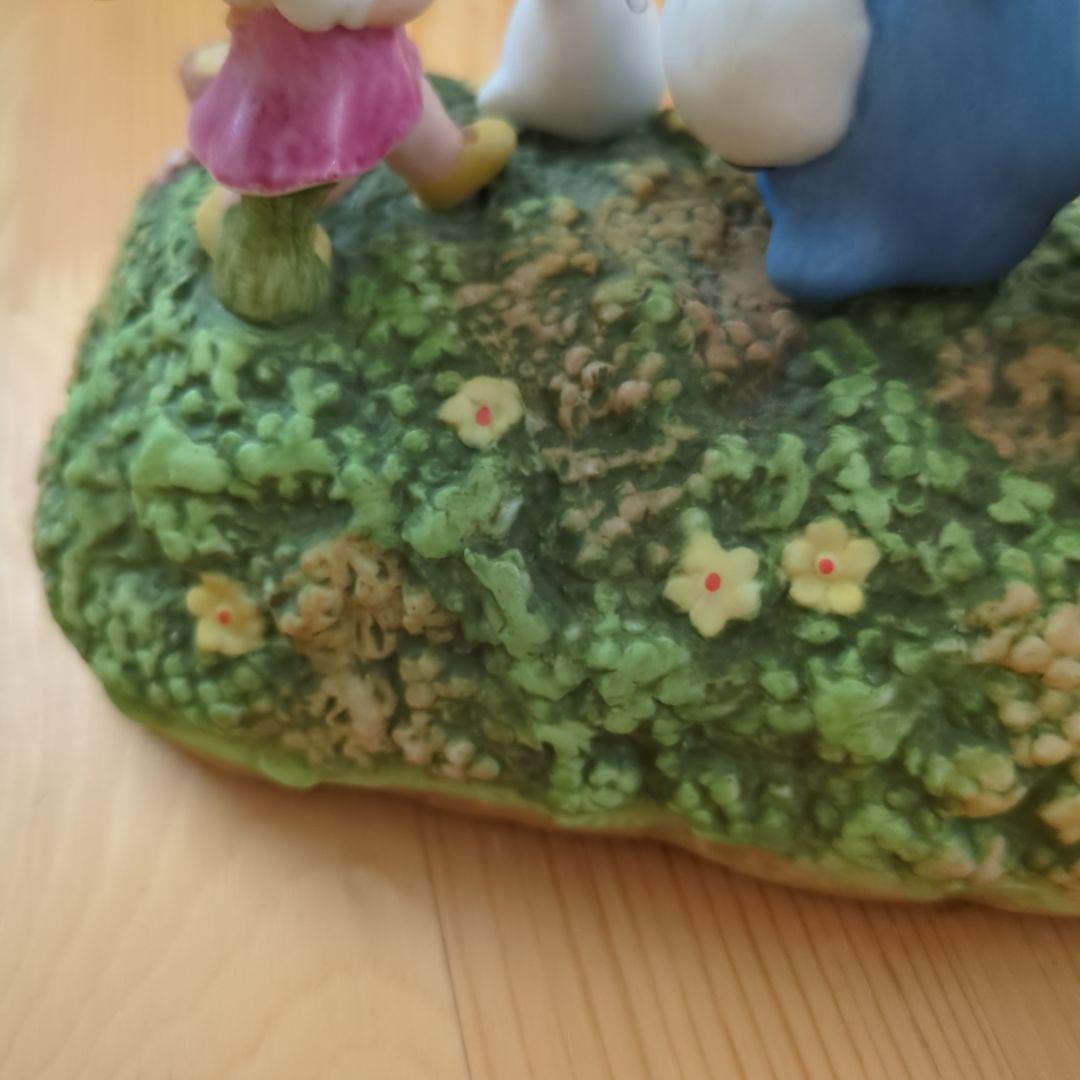 トトロとメイの陶器製置物 ジブリ　 オルゴール　さんぼ