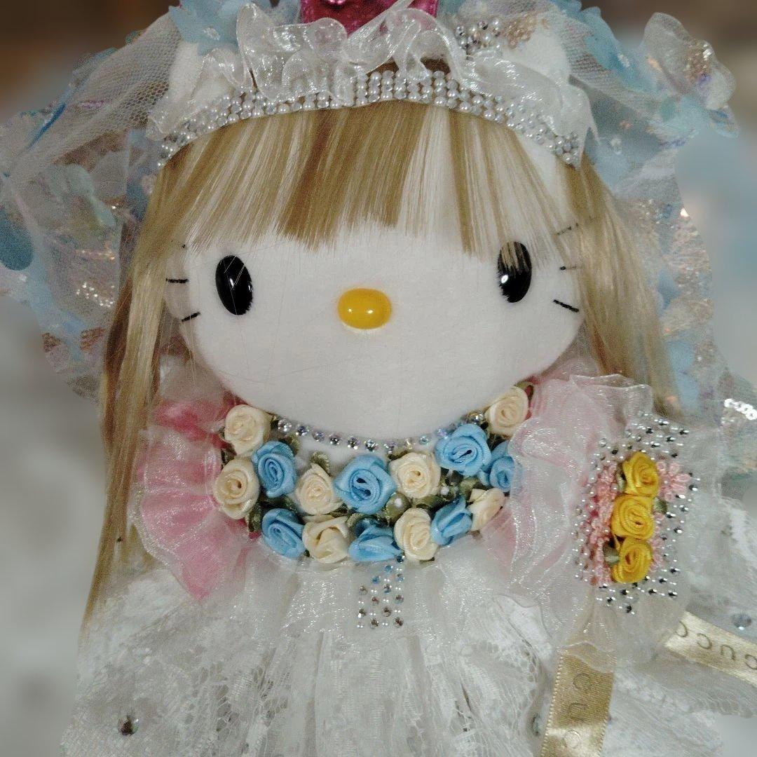 hello Kitty ウェディングドール ティアラ付き