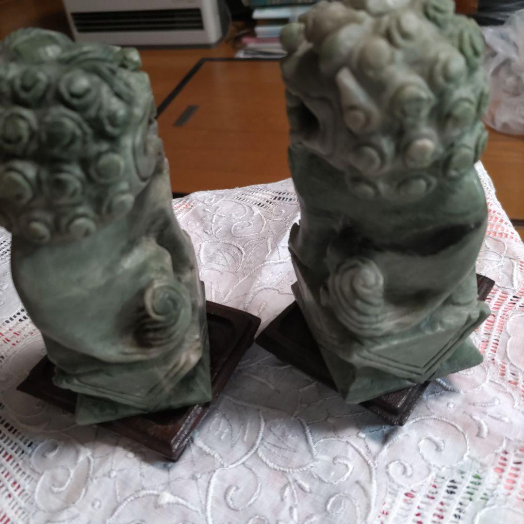 大幅値下‼️《玉彫、獅子ペア彫刻置物》（未使用保管品）玉石、金開運、魔除1558