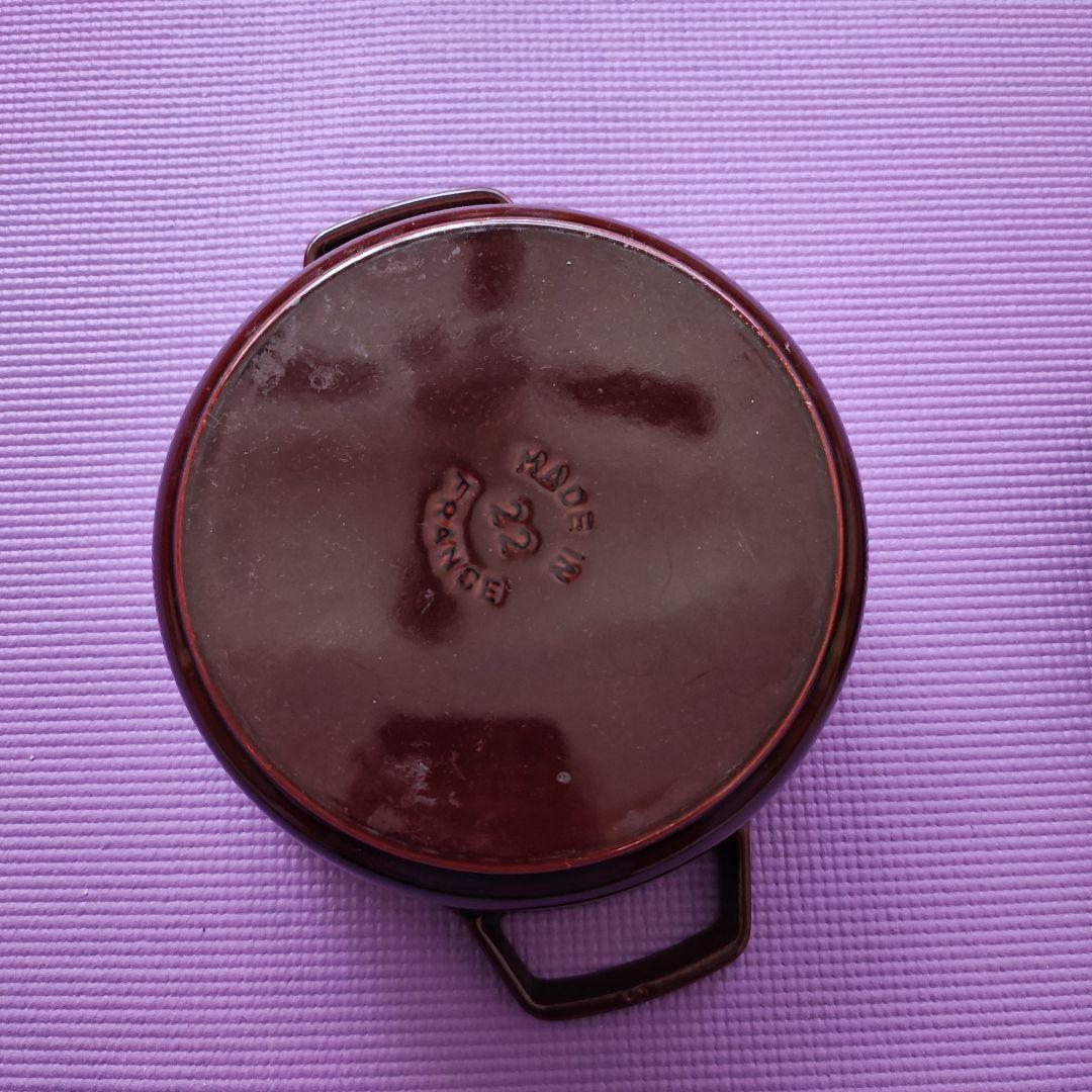 調理器具 STAUB LA COCOTTE 22cm