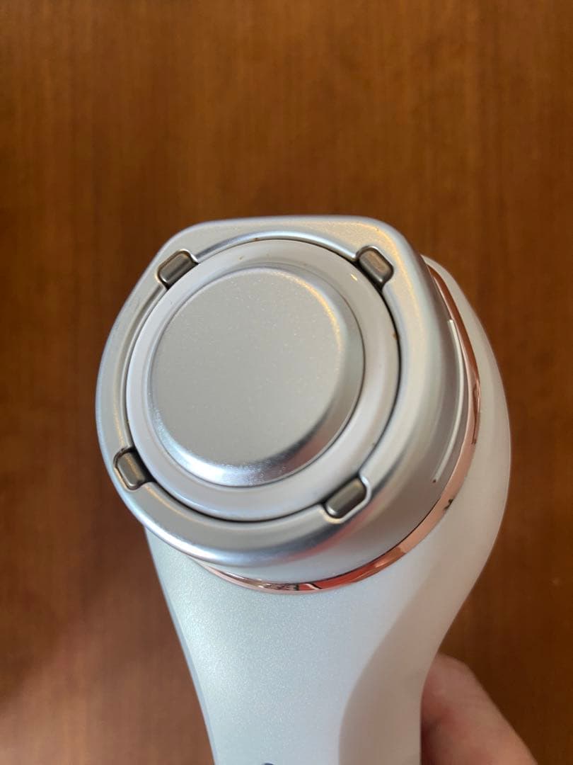 RF Ultrasonic 美容器 EH-SR70-P