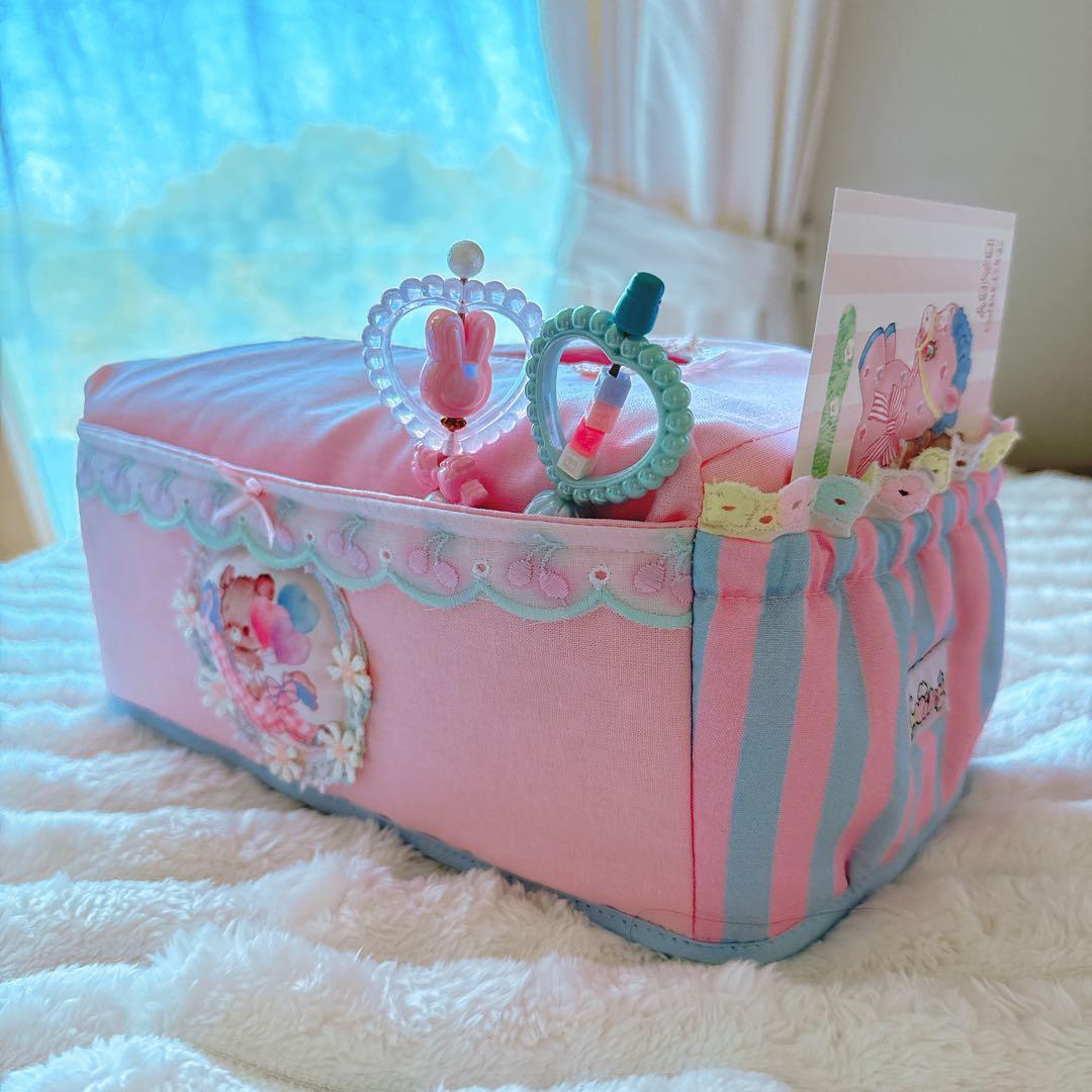 収納ポケット付きティッシュカバー