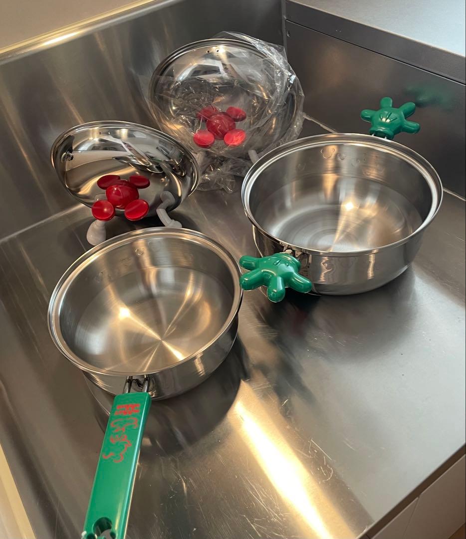 Disney ミッキー付きステンレス鍋 2個セット