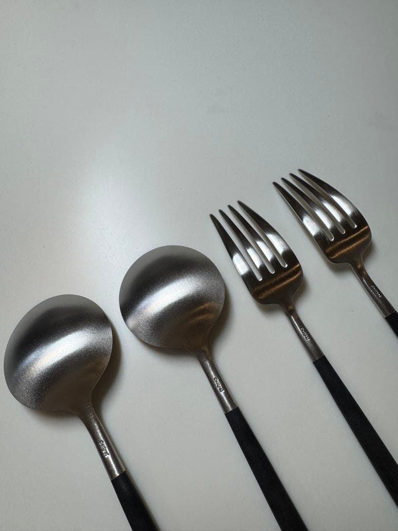 ★未使用★Cutipolカトラリーセット スプーン2本 フォーク2本