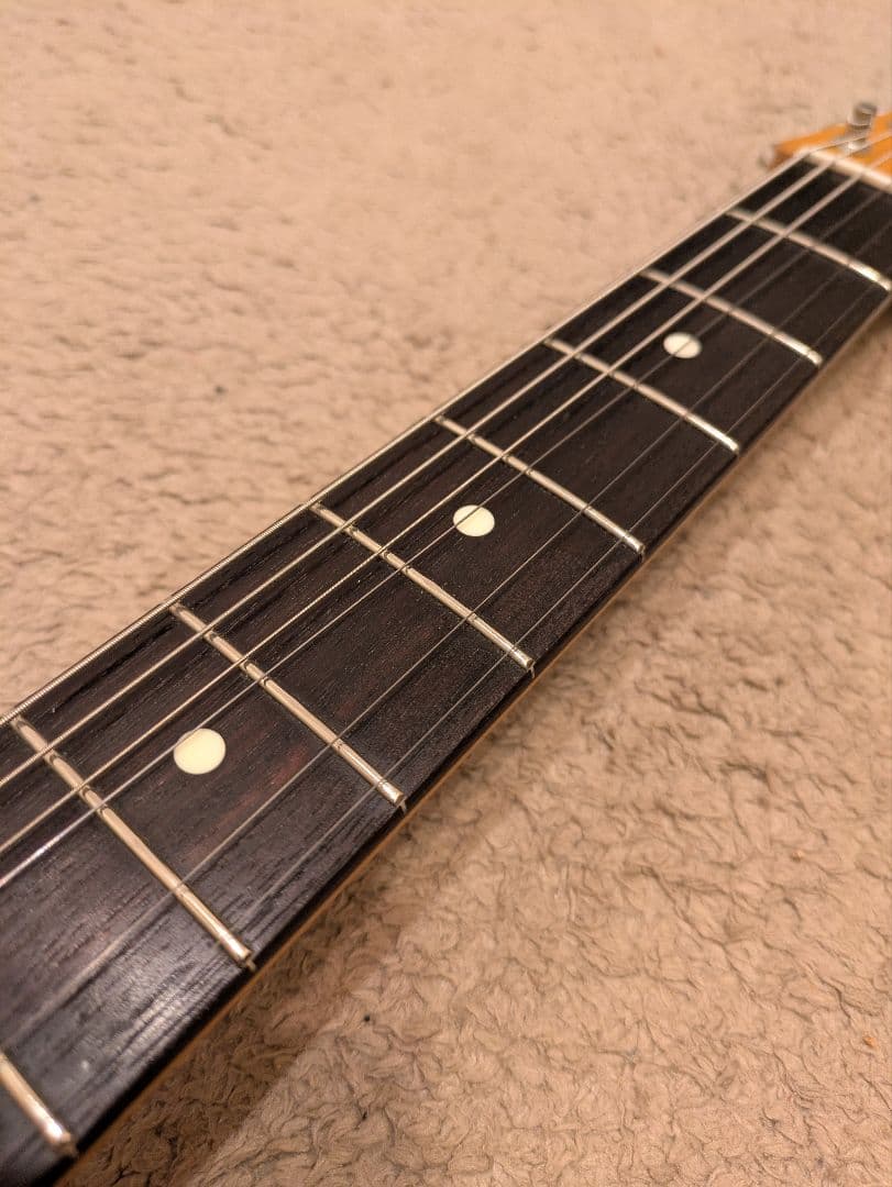 Fender japan コンポーネントレリックストラト - メルカリ