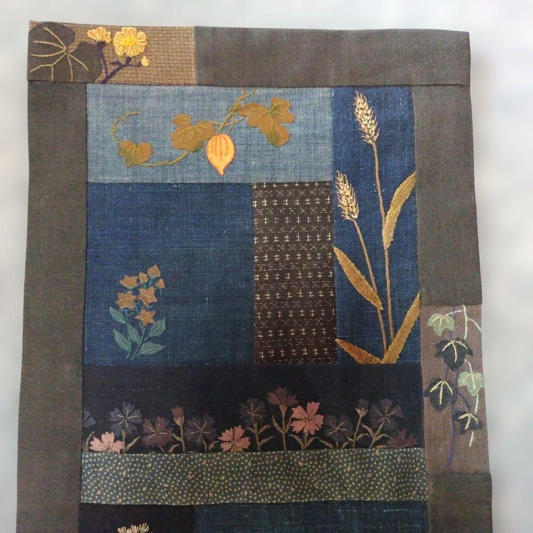 古布　和風タペストリー【藍✽野の花のタペストリー】ハンドメイド