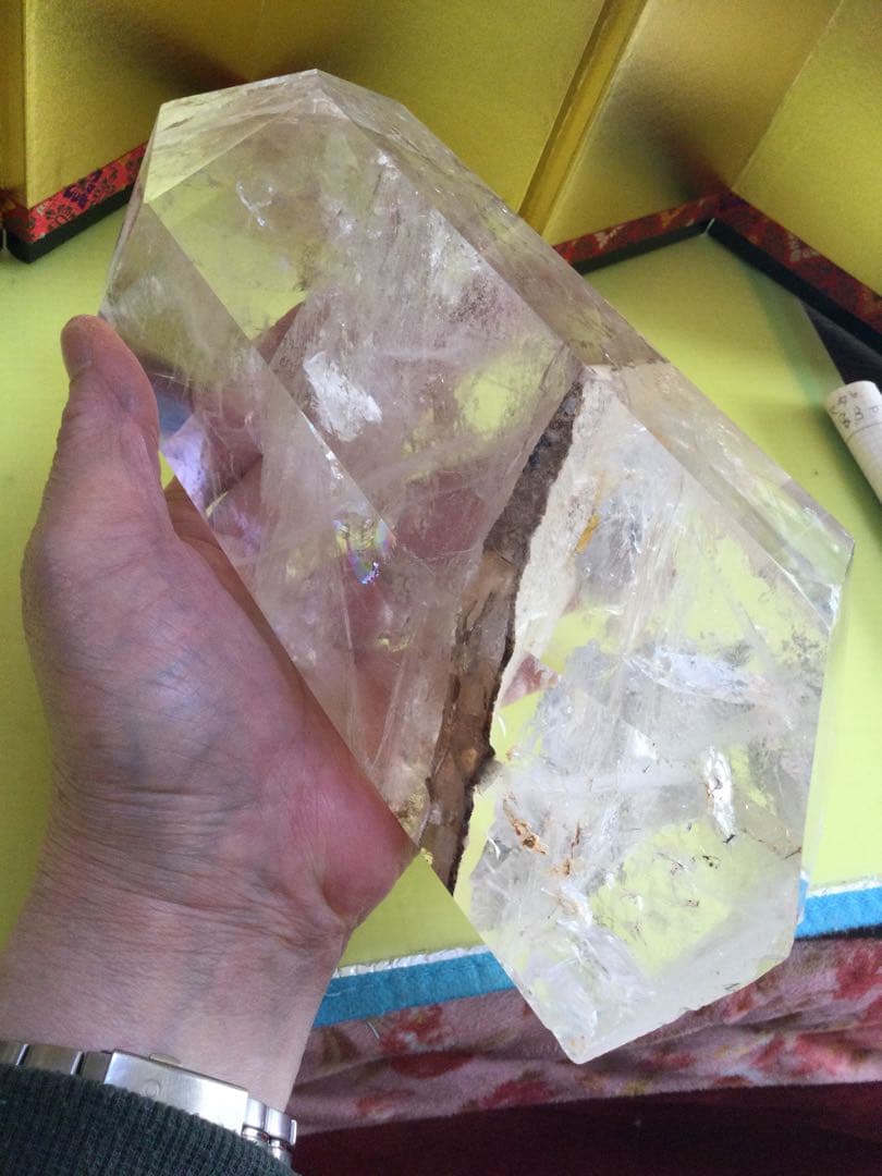 ヒマラヤ水晶6角柱　虹入り　極上品　水晶　観賞石
