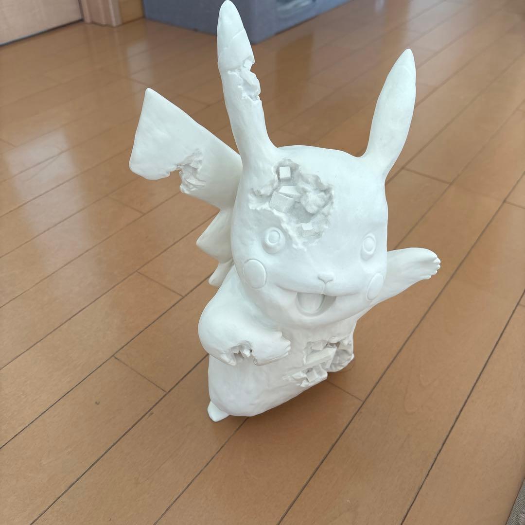 【希少】Daniel Arsham x Pokemon Pikachu早い者勝ち