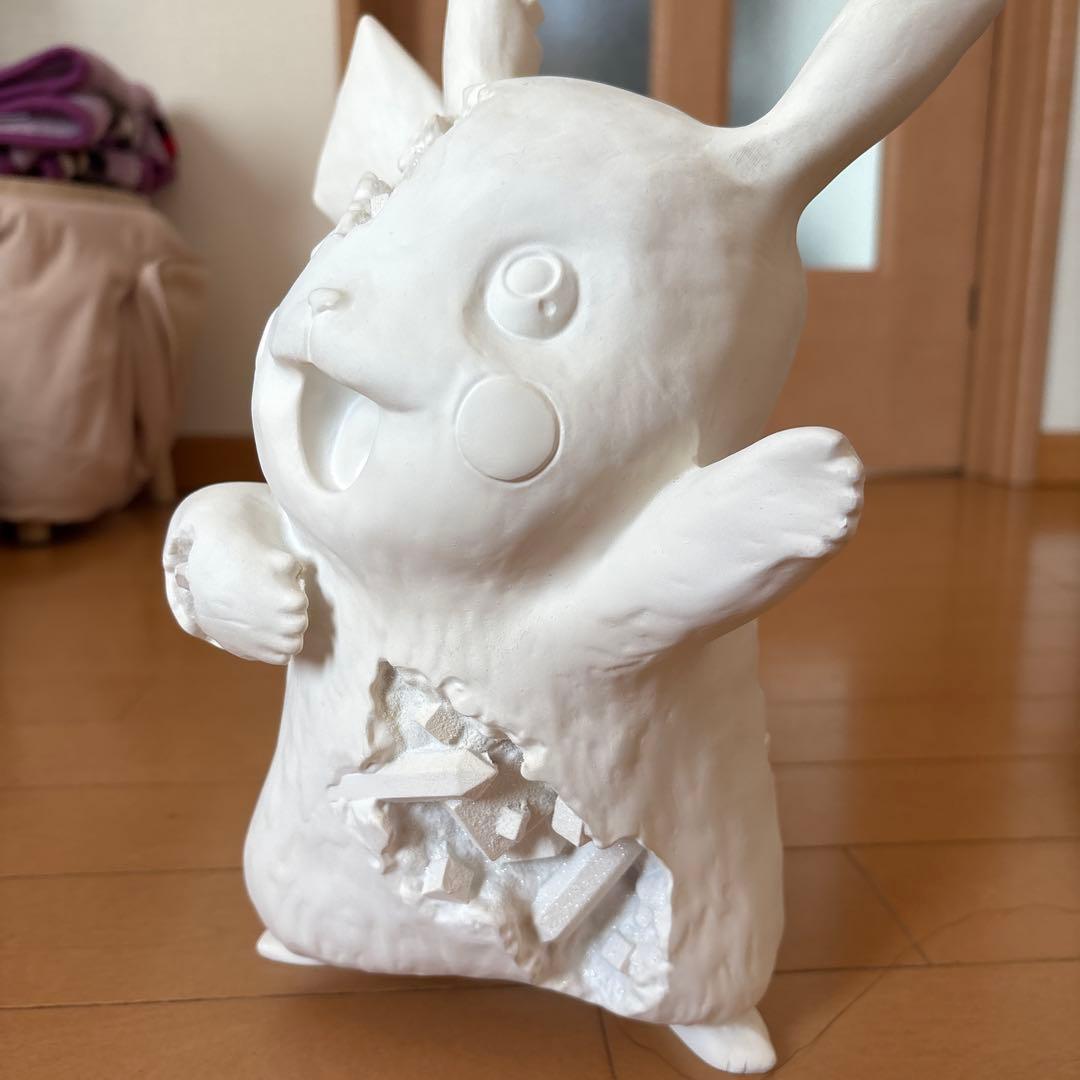 【希少】Daniel Arsham x Pokemon Pikachu早い者勝ち
