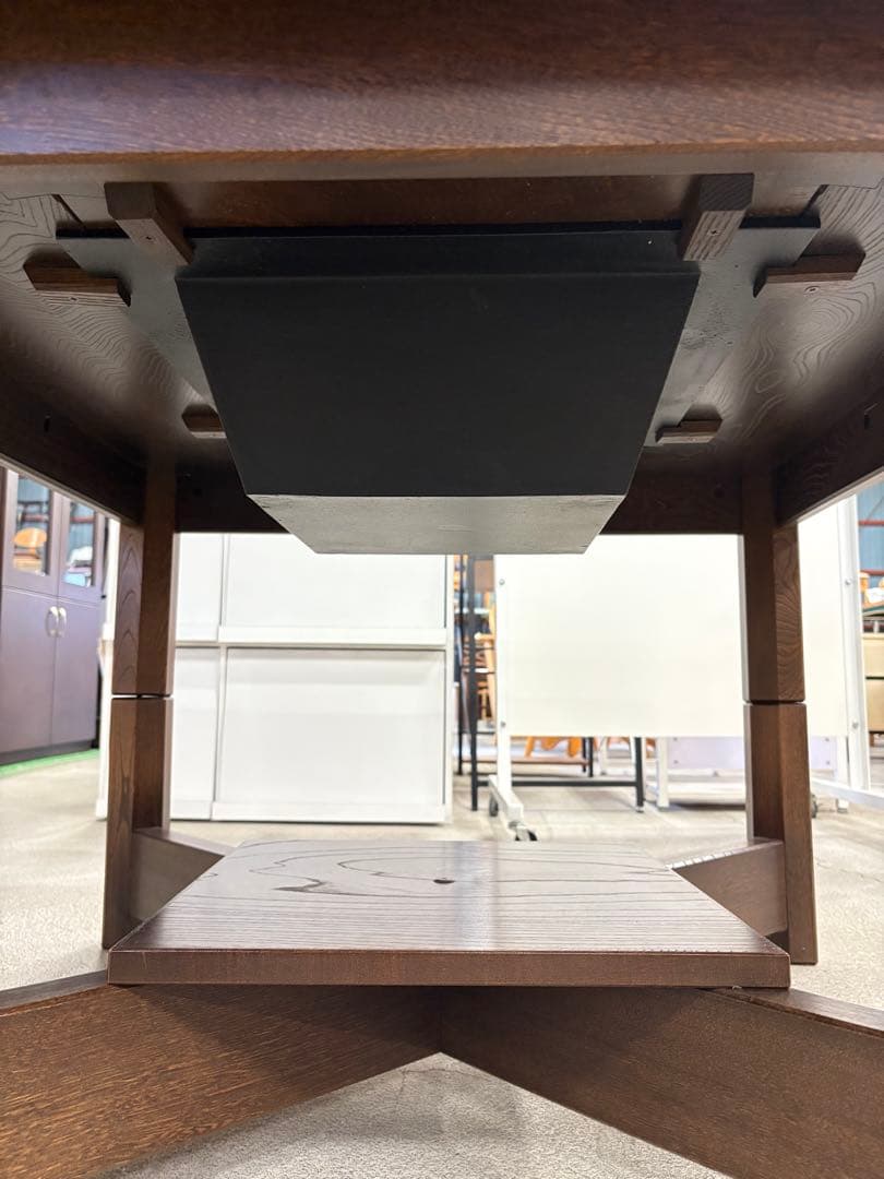 囲炉裏　ダイニング　座卓　天然木　無垢材　南部鉄