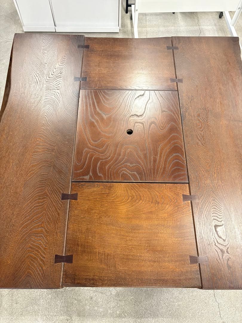 囲炉裏　ダイニング　座卓　天然木　無垢材　南部鉄