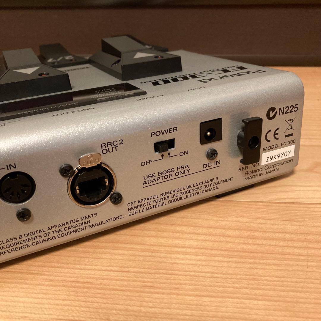 美品 Roland ローランド FC-300 MIDIフットコントローラー