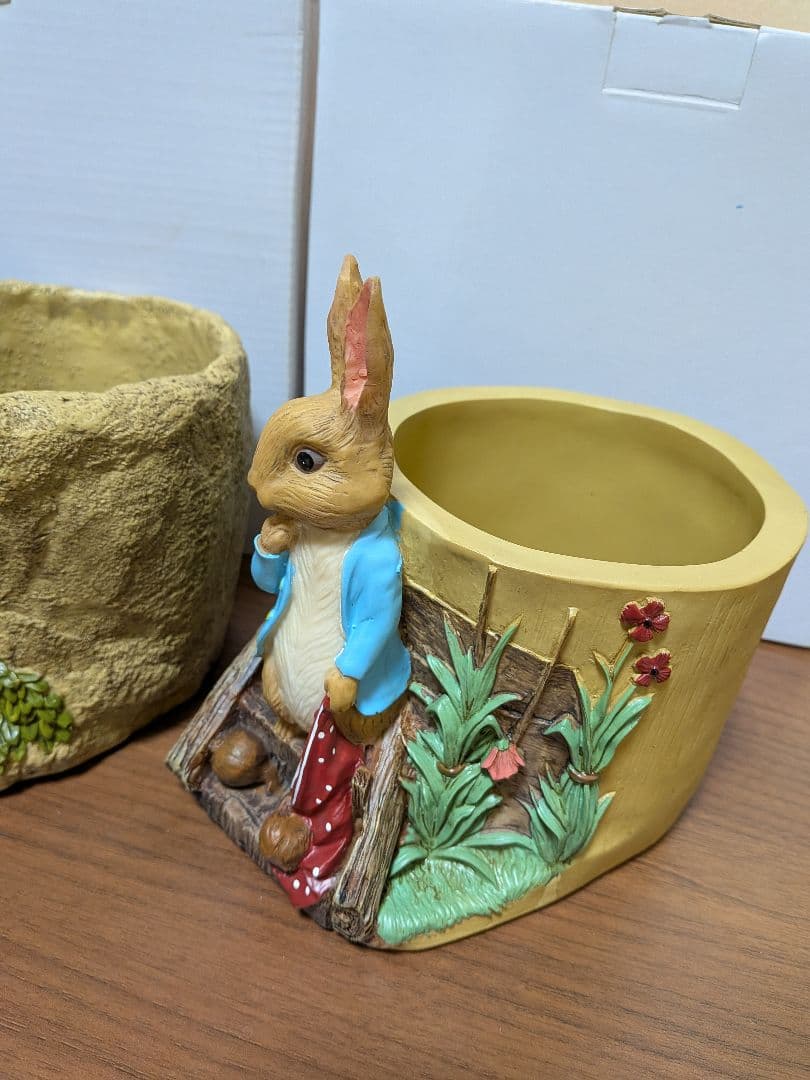未使用　ピーターラビット　ミセスラビット　プランター　加藤工芸