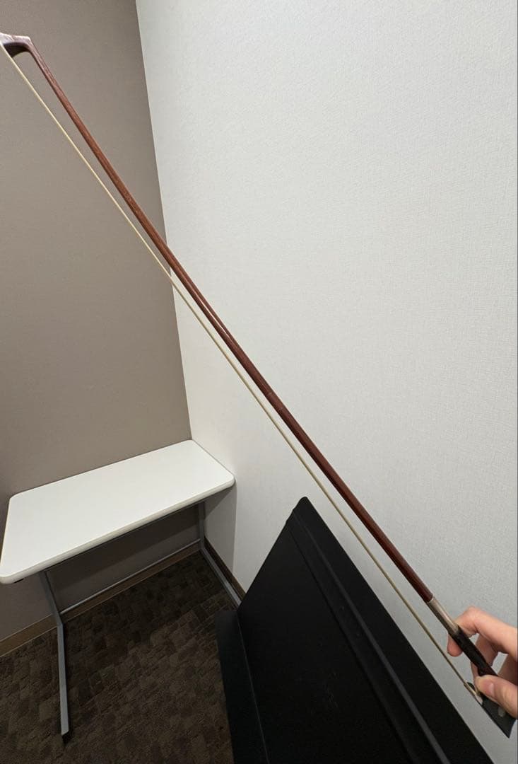 ドイツ製 バイオリン弓SCHICKER 4/4サイズ - メルカリ