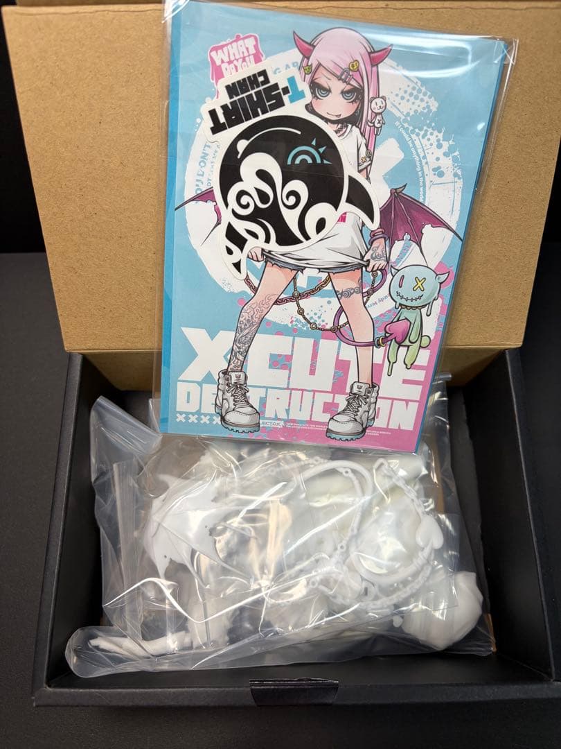 ガレージキット『Tシャツちゃん』