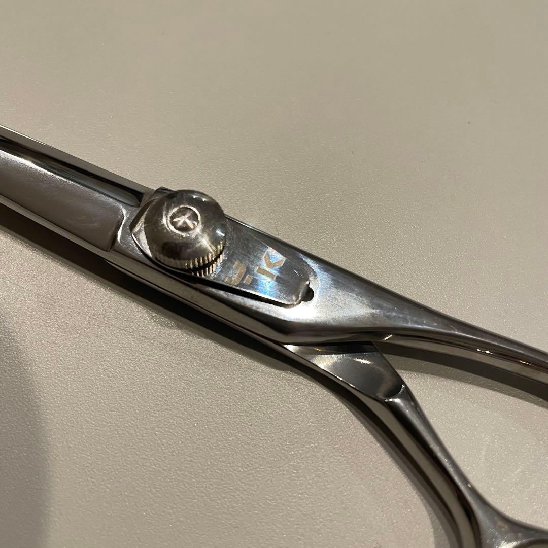 トリミングシザー　YKシザー LK-900（ロング 6.75インチ）刈り上げにも