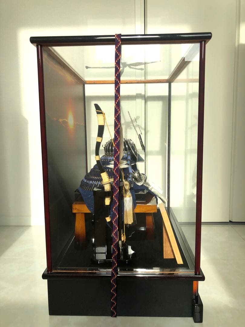 五月人形兜飾り ガラスケース入り　オルゴール付き