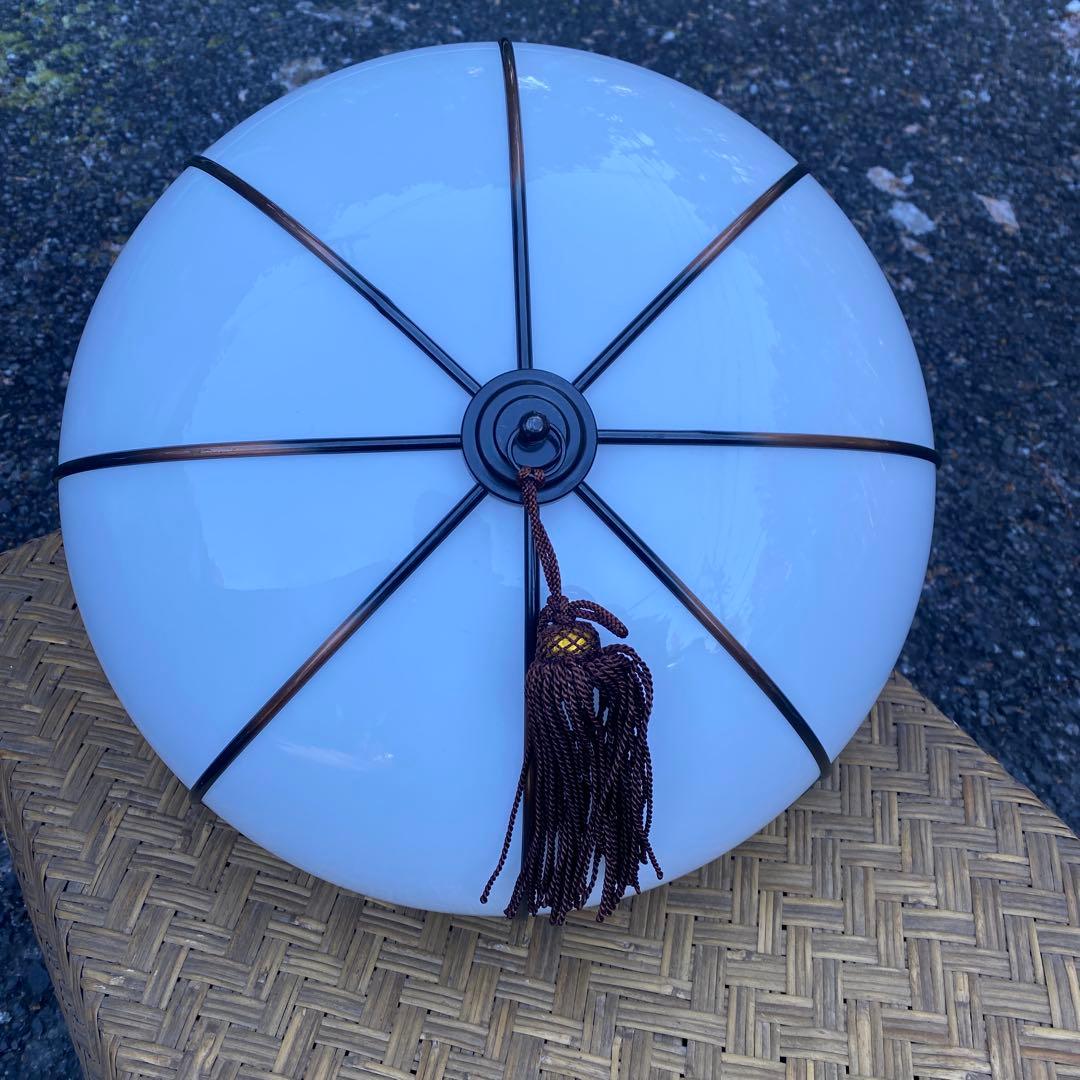 ヤマギワ照明　ペンダントライト 白色ガラス　大正ロマン風