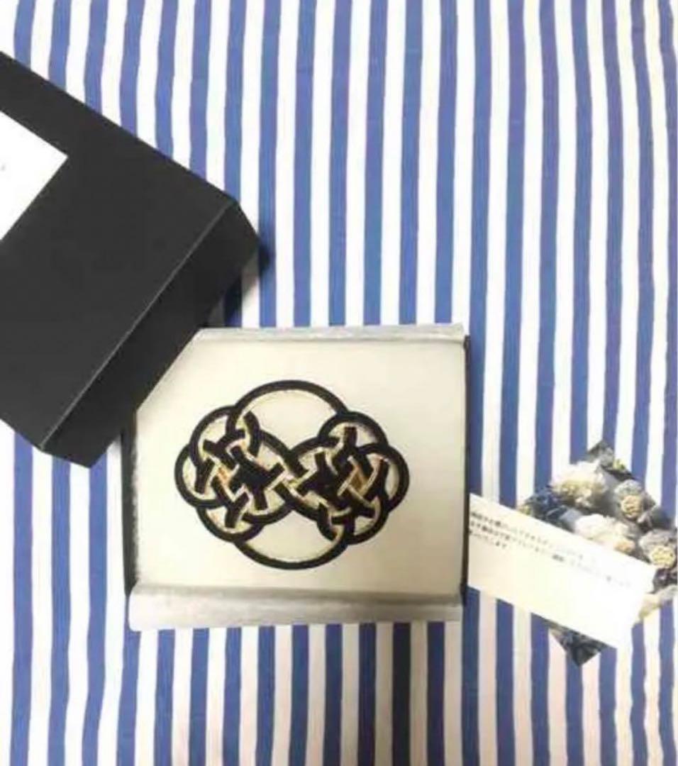 完売 安室奈美恵 私服 着用 沖縄 前夜祭 花火ショー 浴衣 髪飾り