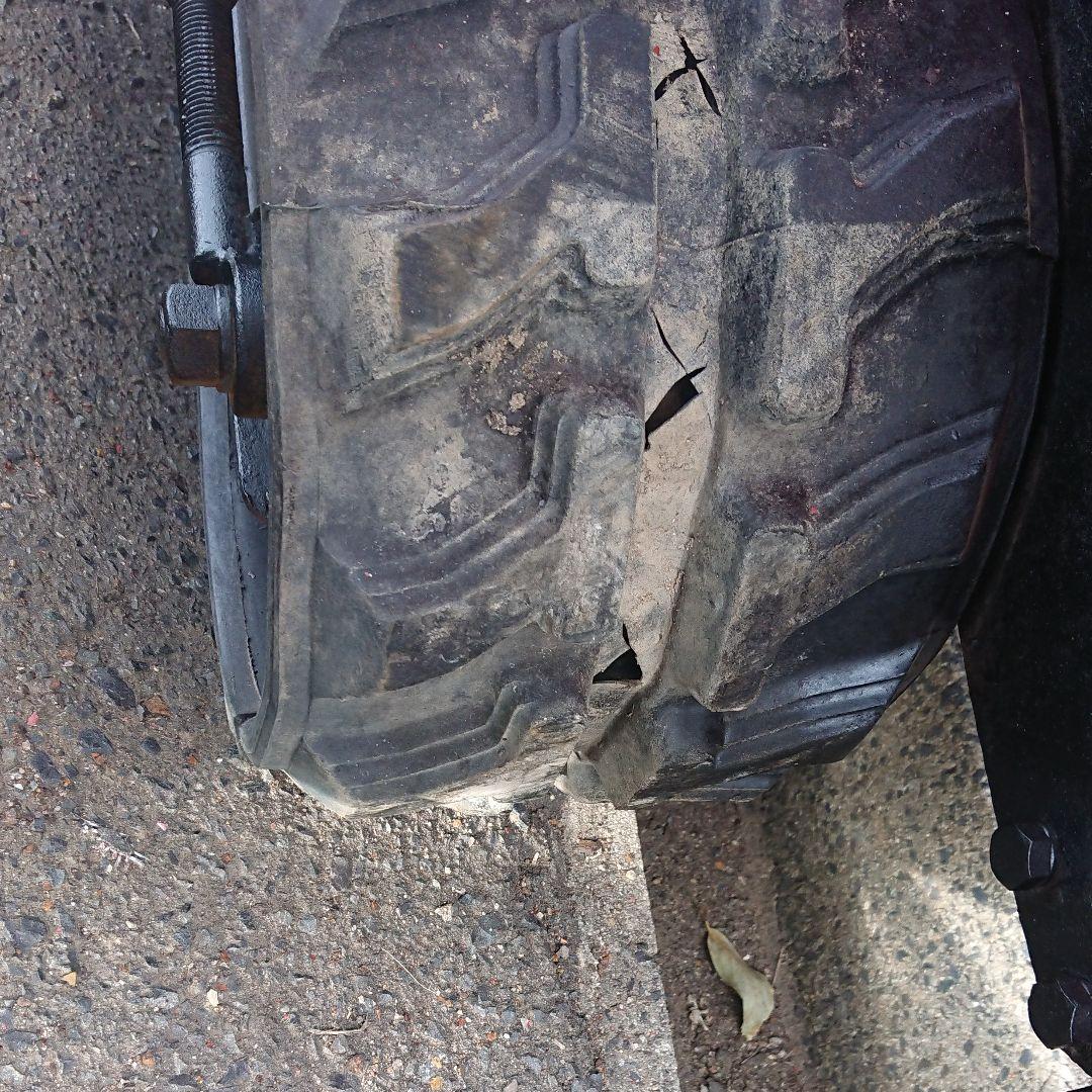 あおちゃん　商談中　運搬車 リフト ダンプ キャタピラほぼ新