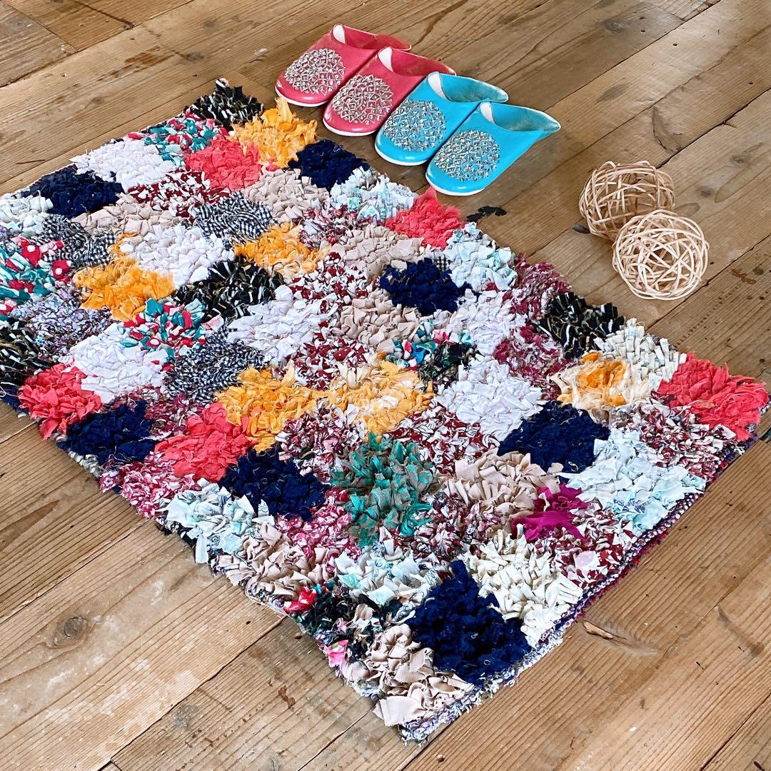 モロッコ ボシャルウィット Boucherouite ラグ カーペット②