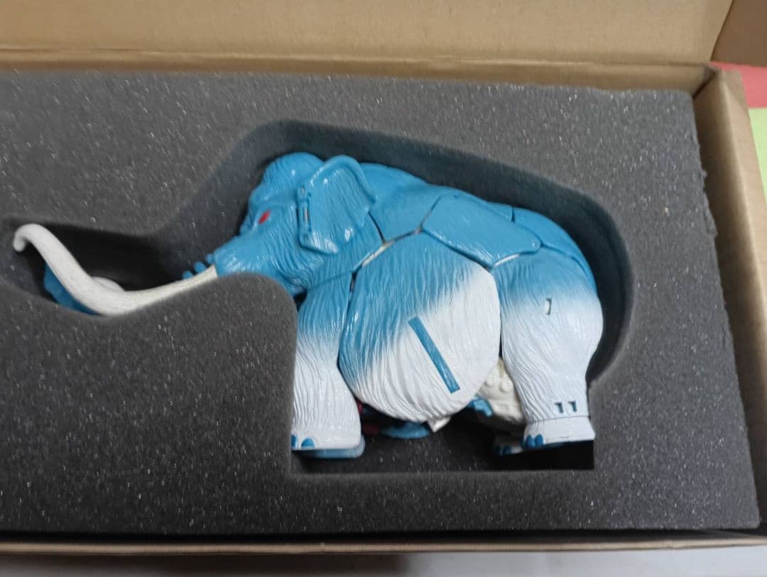 超激レア!開封品トランスフォーマー ボットコン2013限定品 ウルトラマンモス