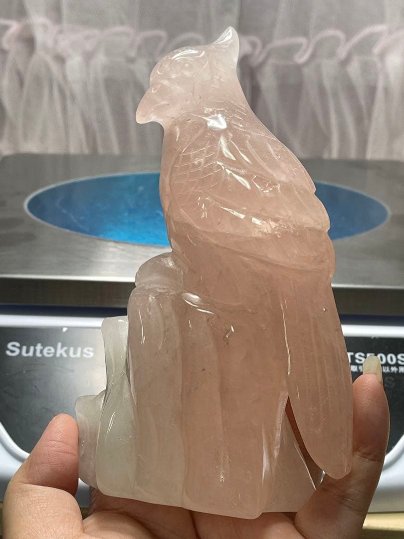 大きい❣️天然水晶 高品質 ローズクォーツ 鳥　手彫リ543g 置物  綺麗