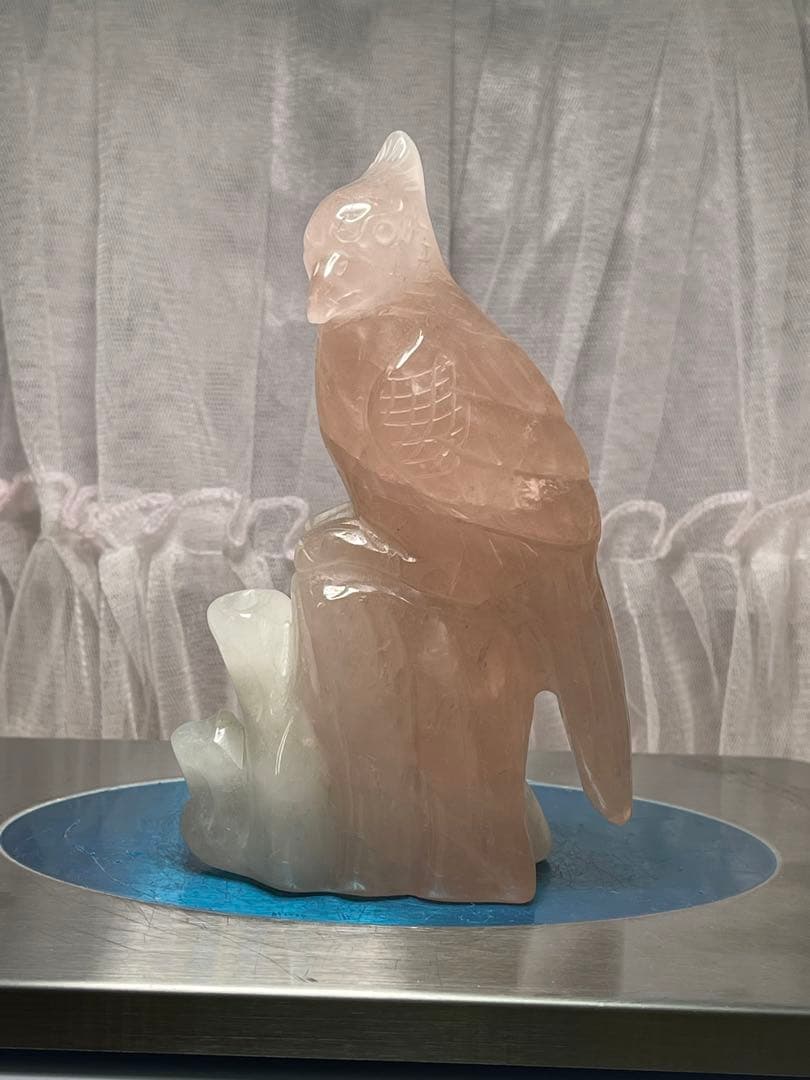 大きい❣️天然水晶 高品質 ローズクォーツ 鳥　手彫リ543g 置物  綺麗