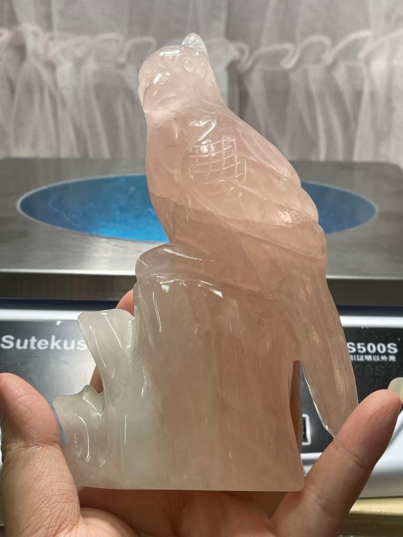 大きい❣️天然水晶 高品質 ローズクォーツ 鳥　手彫リ543g 置物  綺麗
