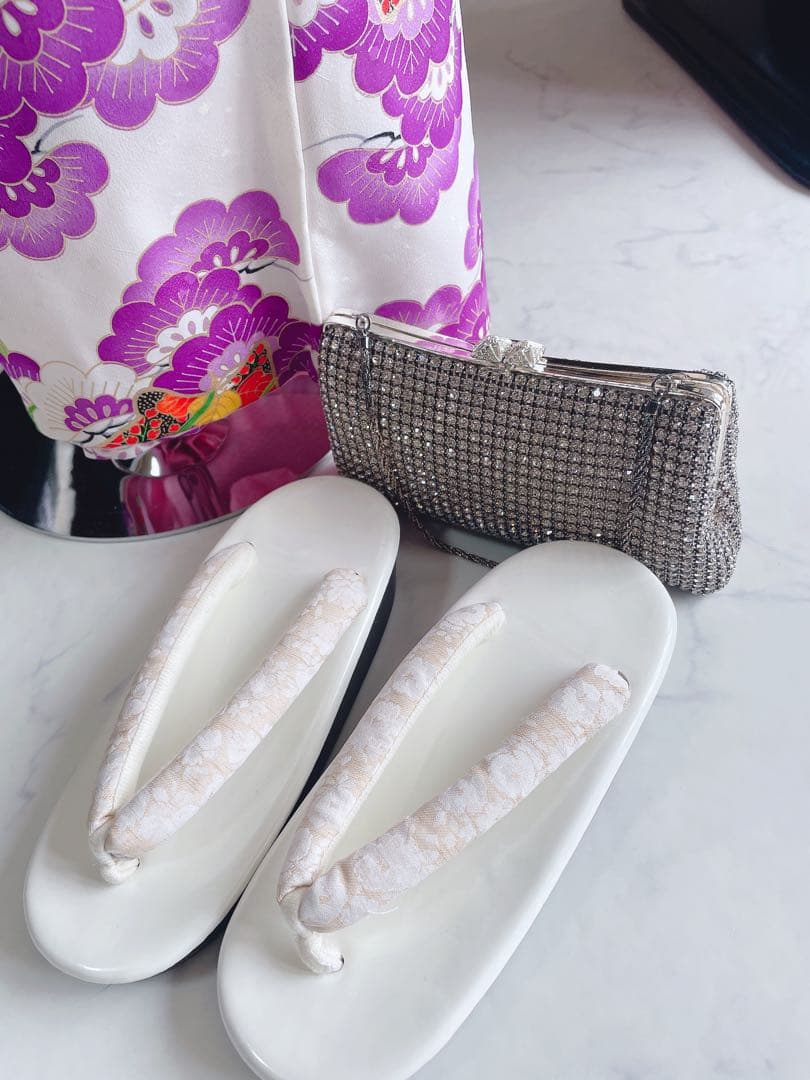 七五三5〜7歳様　松の葉御所車柄　四つ身