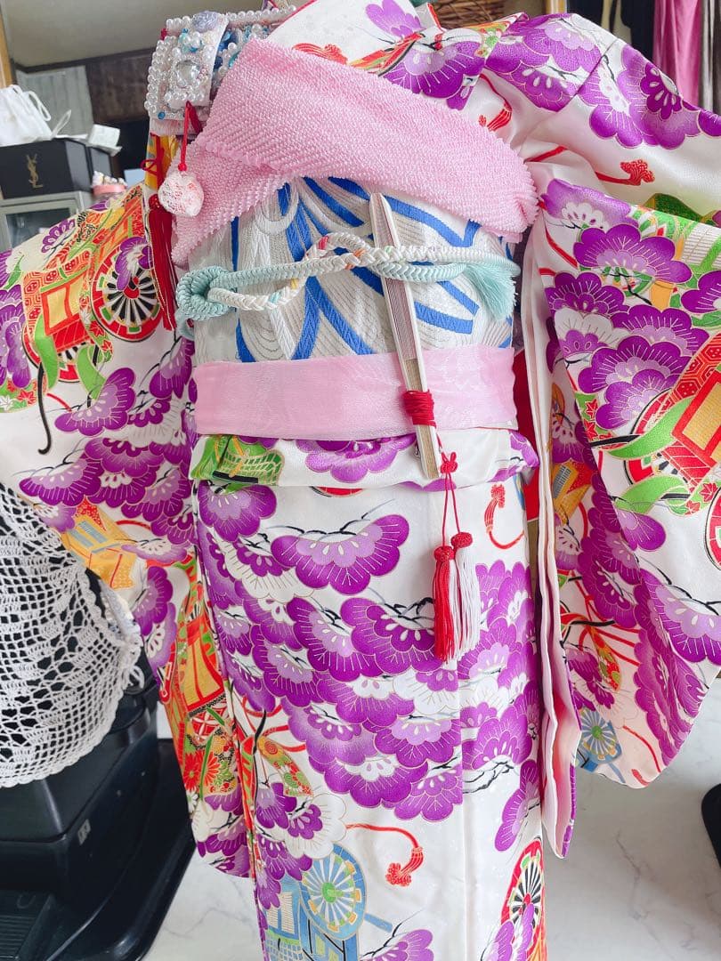 七五三5〜7歳様　松の葉御所車柄　四つ身