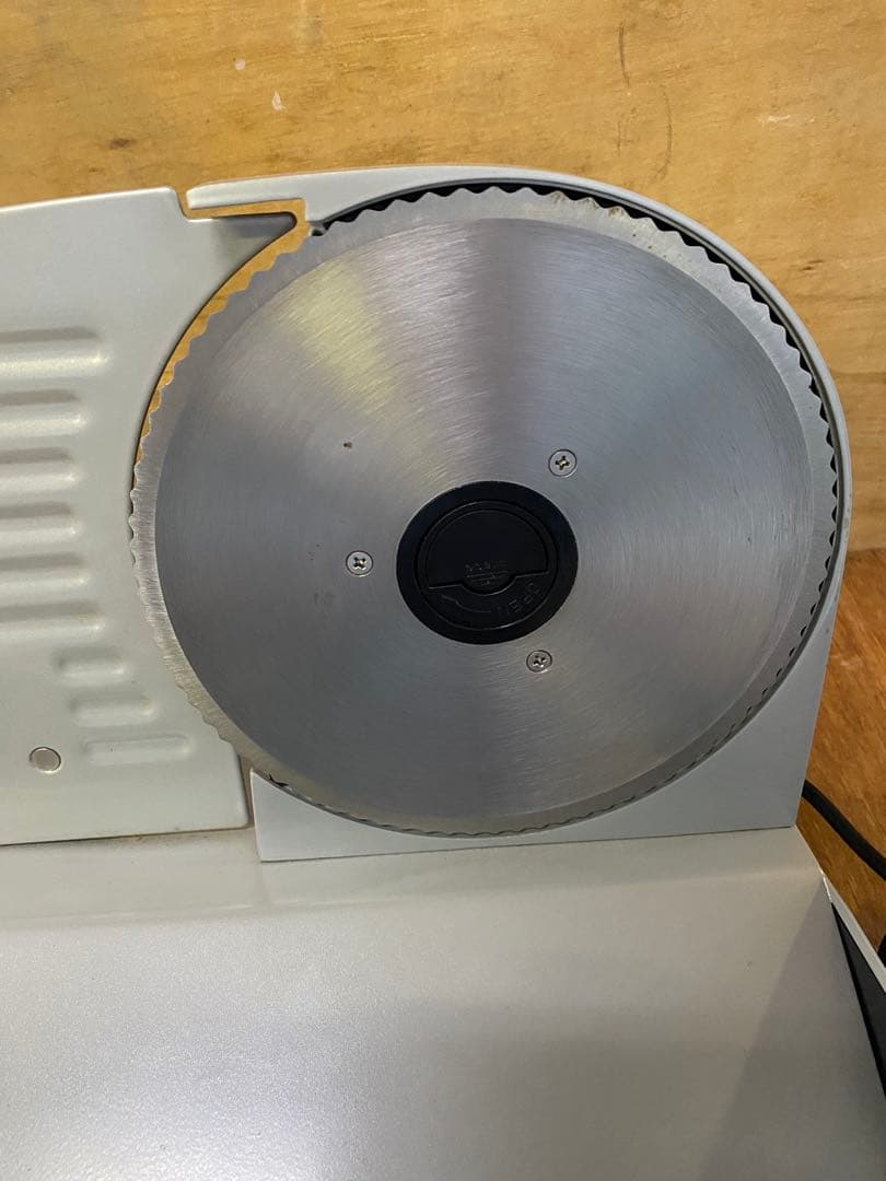 SIS 電動フードスライサー　GTM-8626CG