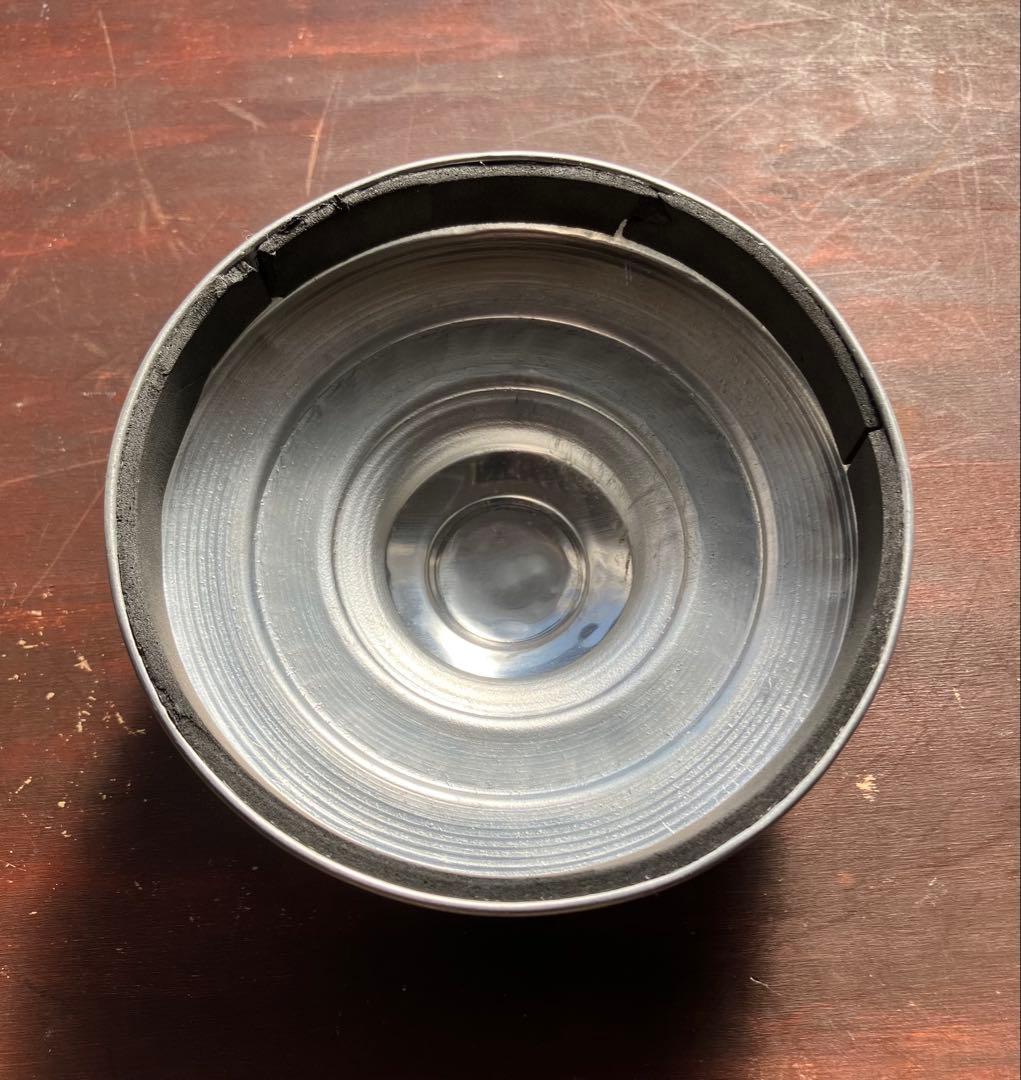 昭和レトロ　小ぶりザイズのタイプ違い　蓋付きガラス瓶　2個セット