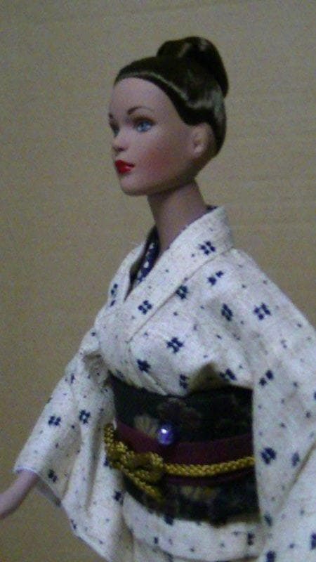 Tonnr 2001 Expo East Cover Girl LE100