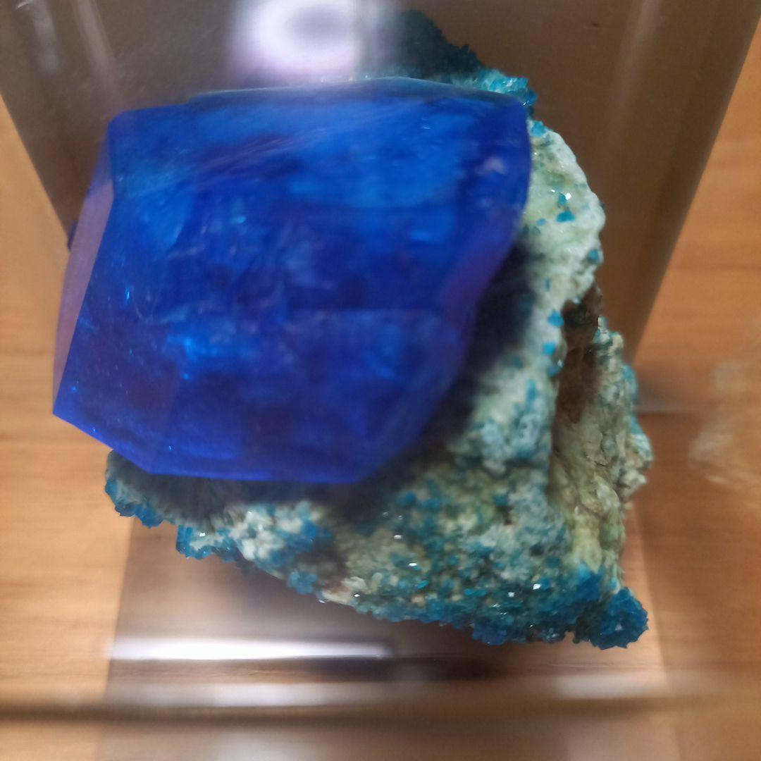 小林健二先生　鉱物標本オブジェ➕青色結晶育成材料　銀河通信社