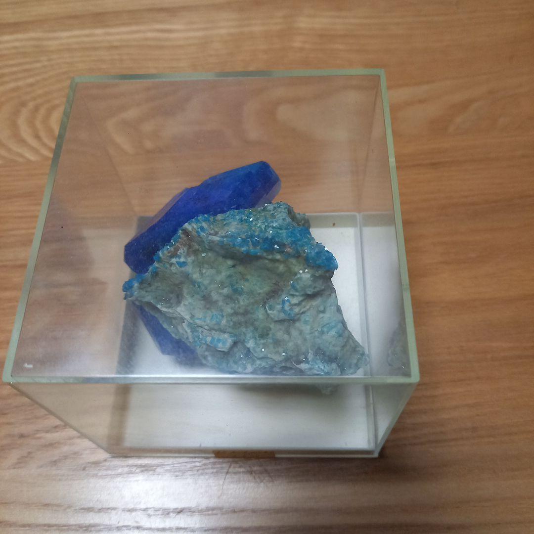 小林健二先生　鉱物標本オブジェ➕青色結晶育成材料　銀河通信社