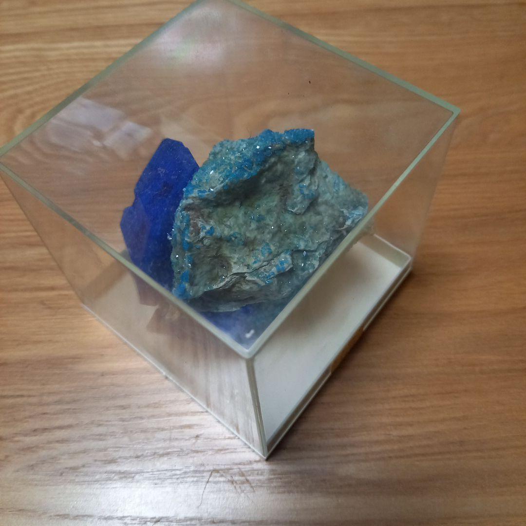 小林健二先生　鉱物標本オブジェ➕青色結晶育成材料　銀河通信社
