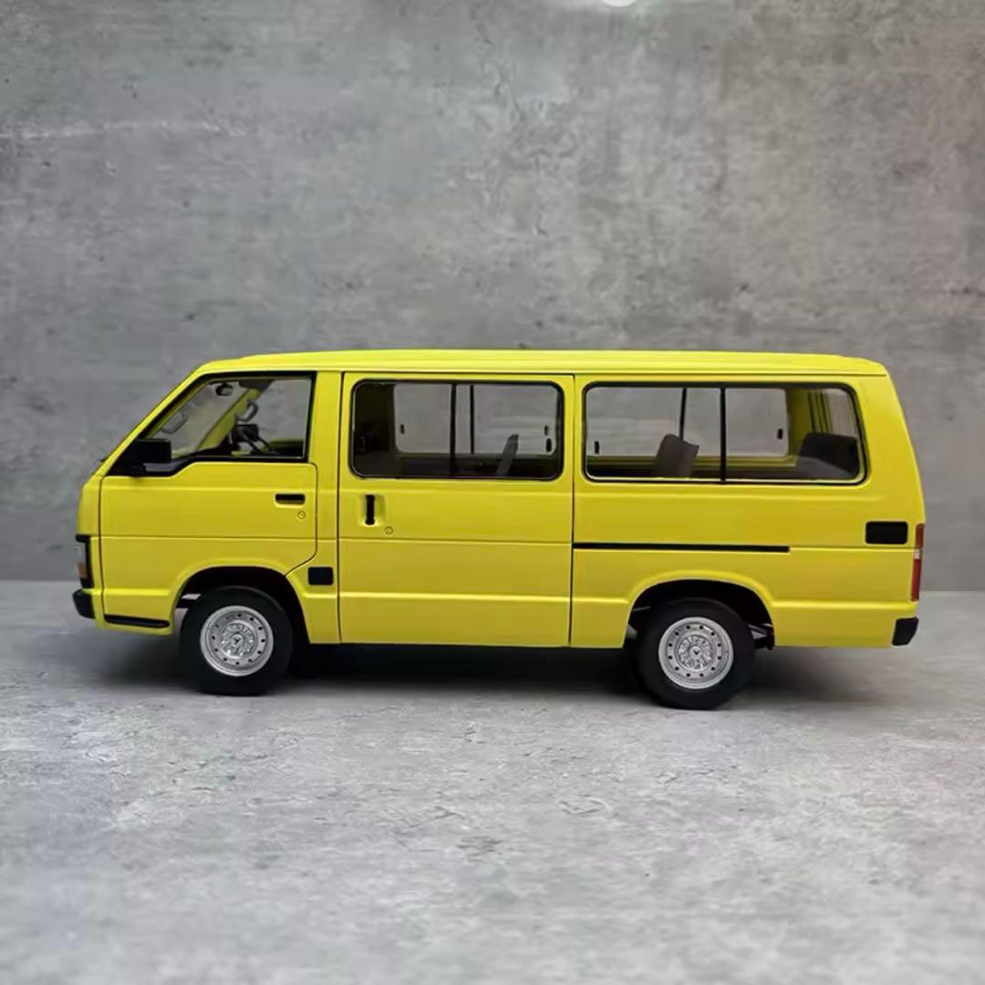1/18 ハイエース YH50 合金製 自動車 ダイキャスト メタル モデル