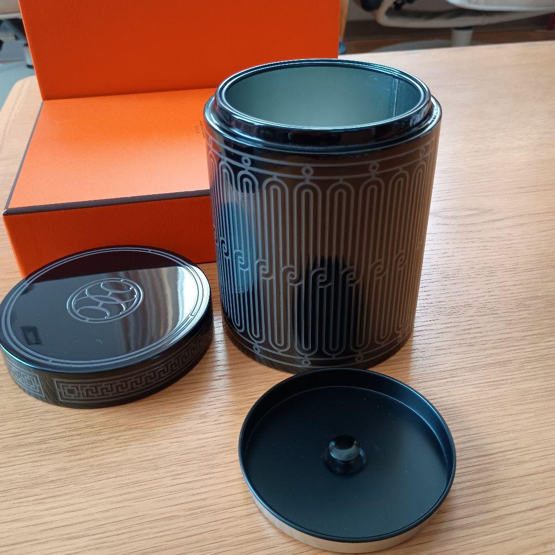 R*様 HERMES 幾何学模様の陶器キャニスター未使用