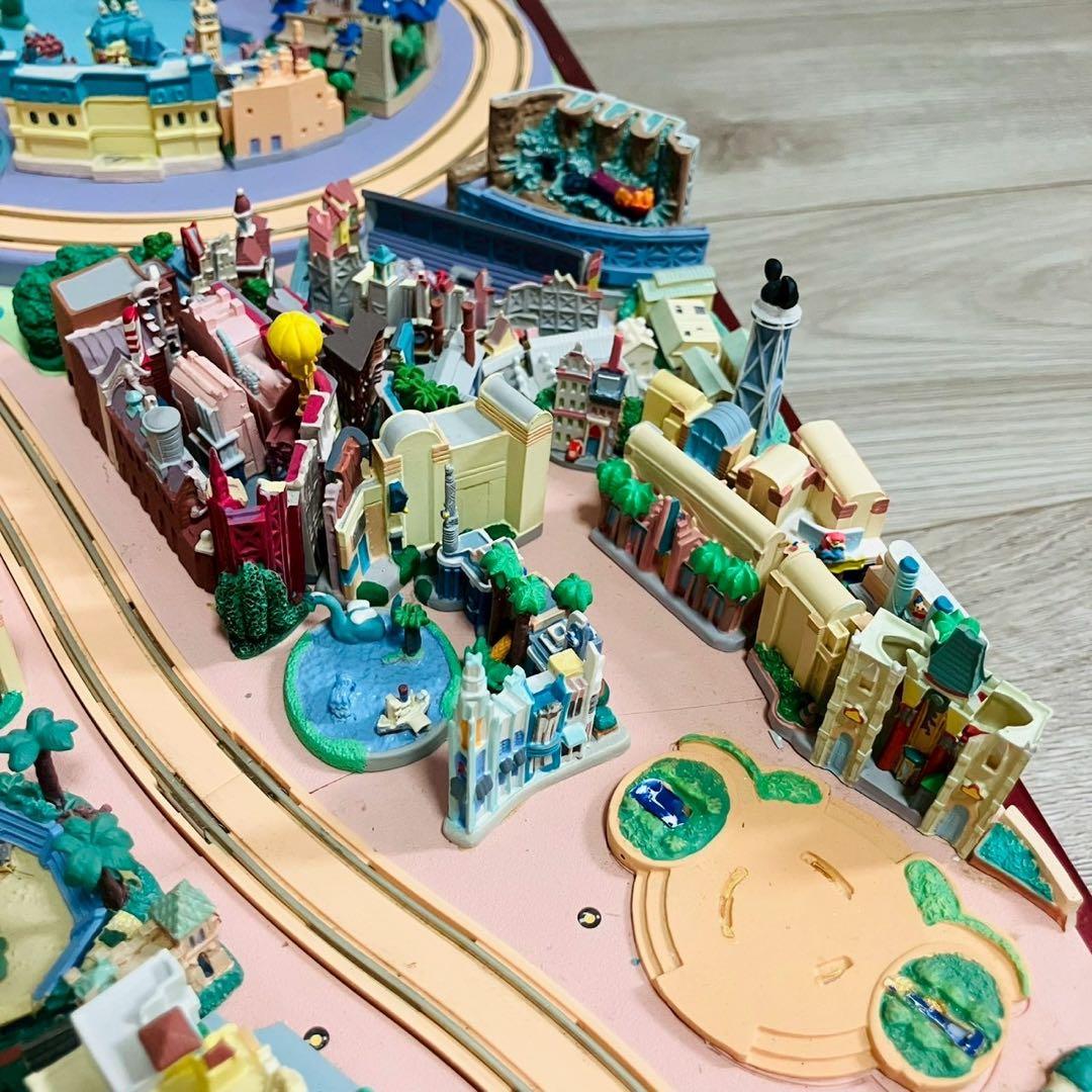 デアゴスティーニ ディズニーパレード ワールドリゾート フロリダ