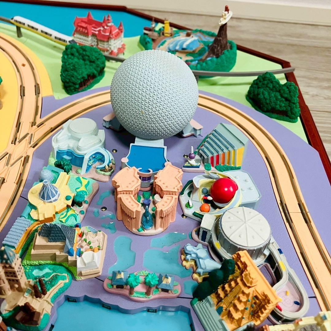 デアゴスティーニ ディズニーパレード ワールドリゾート フロリダ