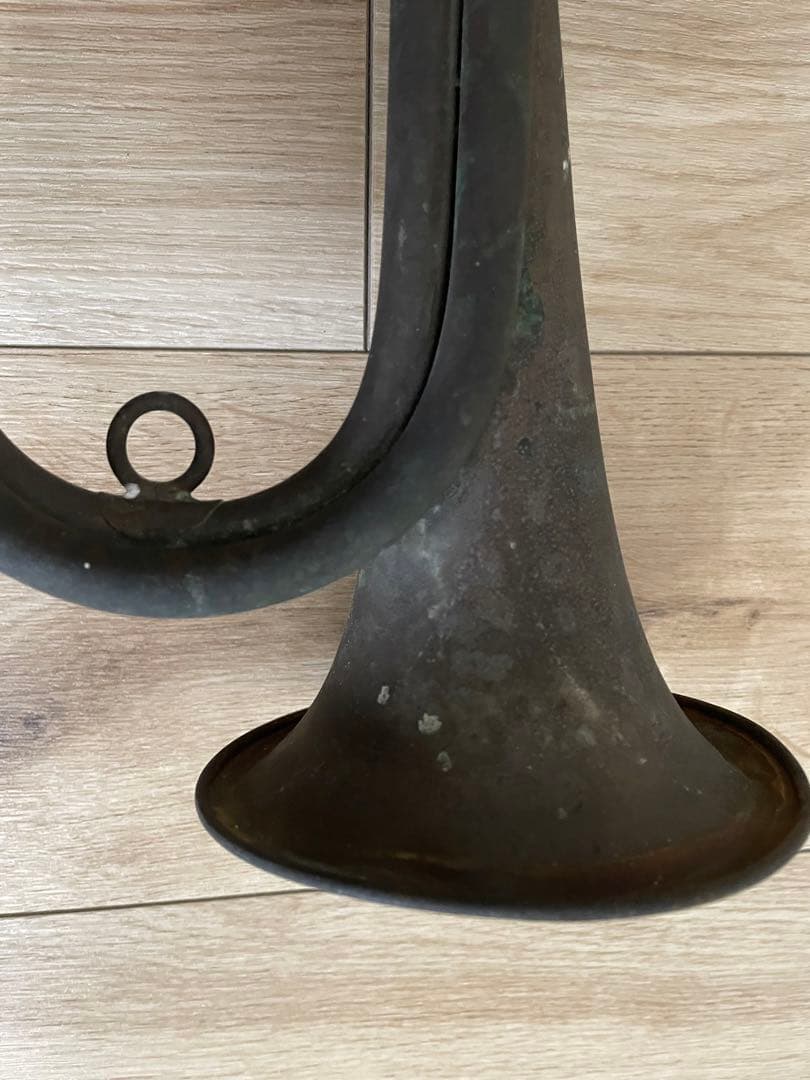 トランペット型ライト