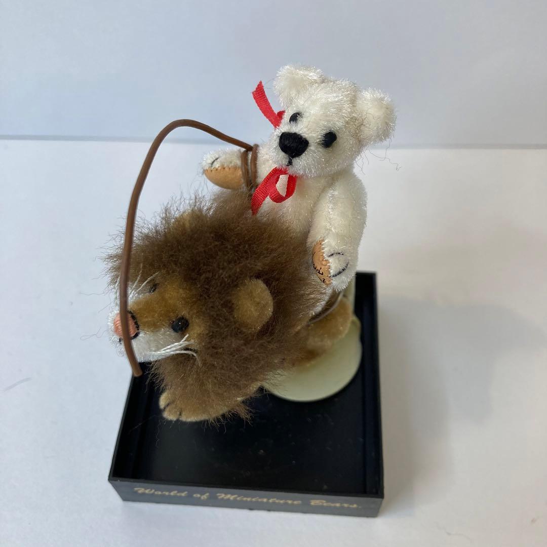 テディベア ワールドオブミニチュアベアーズ ライオンにまたがったくまさん
