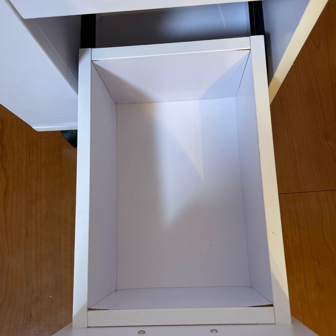 セブンエステ ネイルデスク