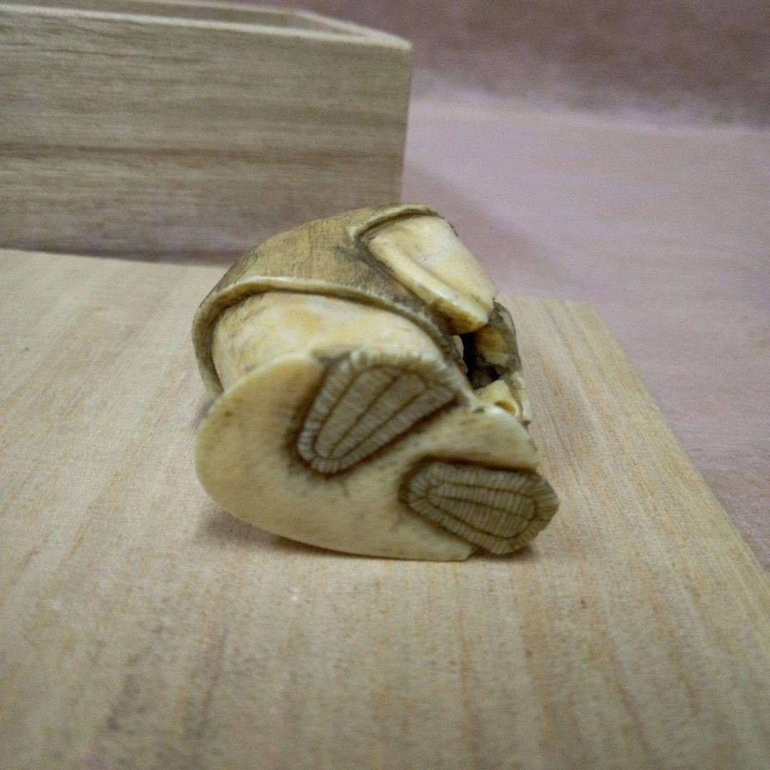 根付　極上天然素材　細密細工美術品